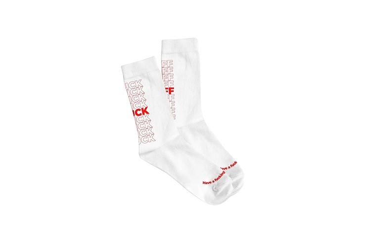 Chaussettes blanches avec inscription Fuck Off rouge